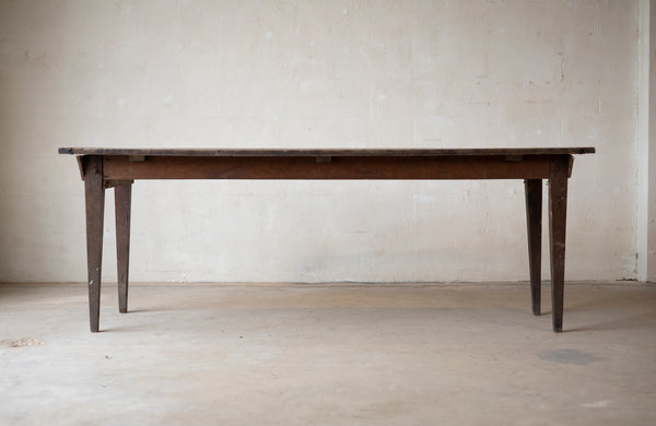 The Chartres Peasant Farm Table