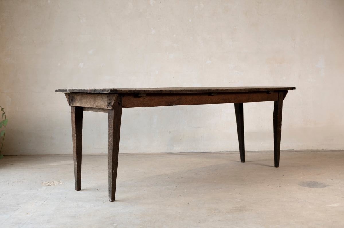 The Chartres Peasant Farm Table