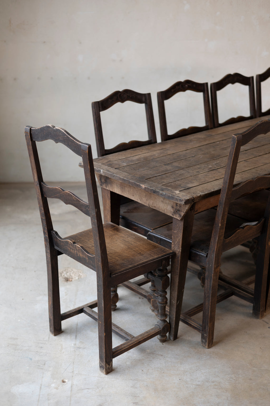 The Chartres Peasant Farm Table