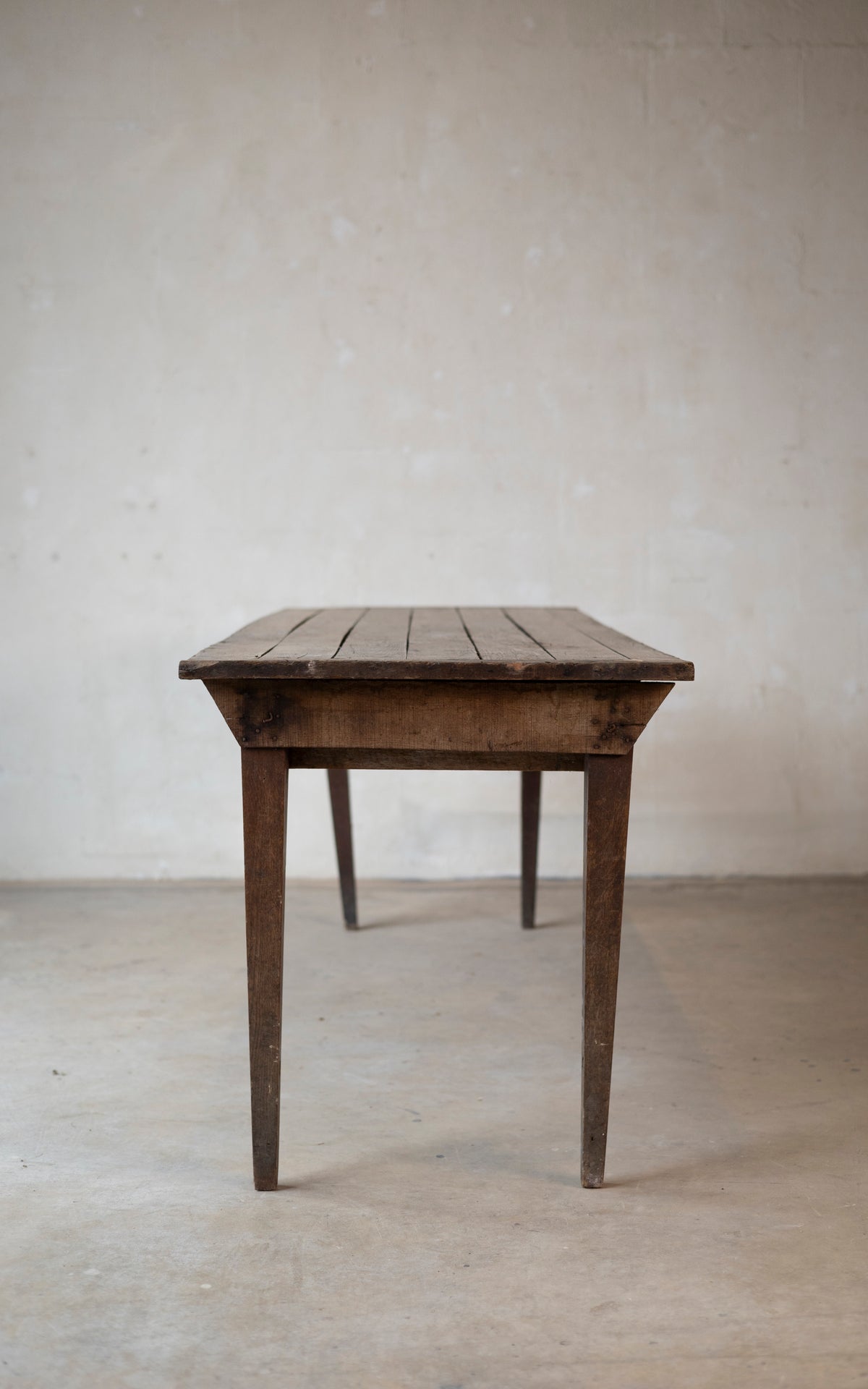 The Chartres Peasant Farm Table