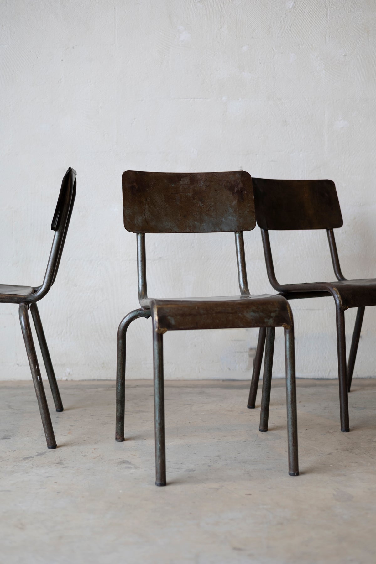 Set of 4 Iron Chairs from France (1920) Main image
