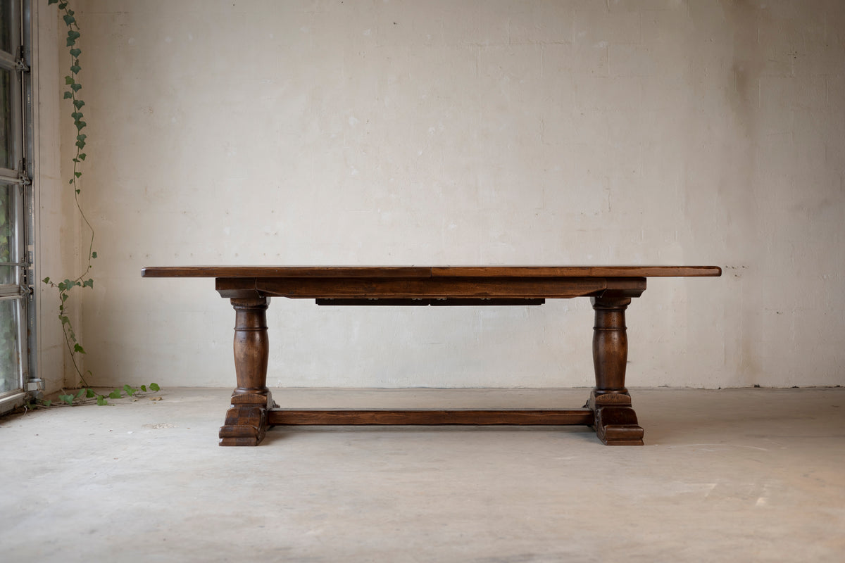 The French Trestle Table