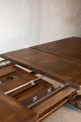 The French Trestle Table