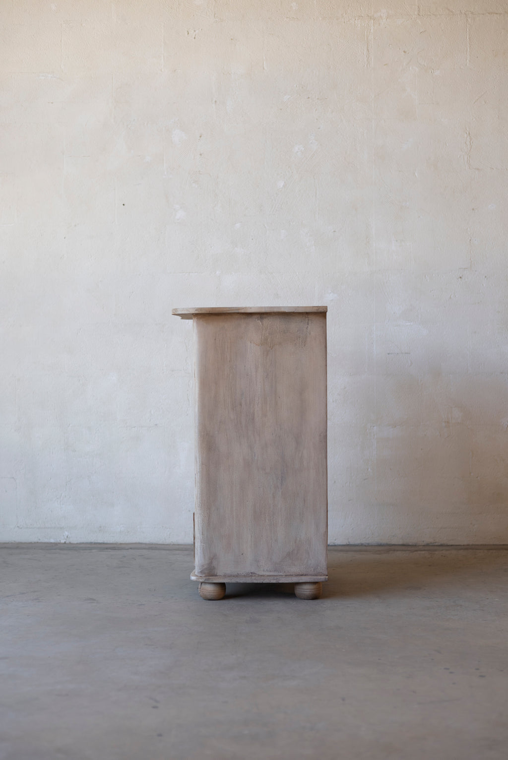 Gustavian Bedside Table