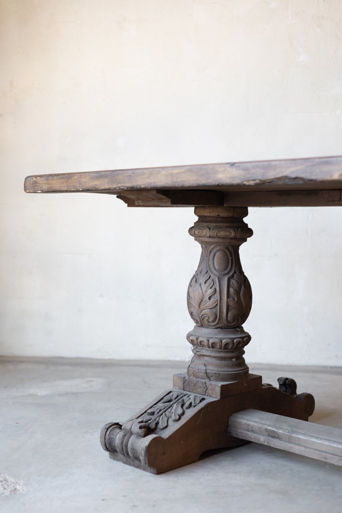 Early 19th-Century French Carved Dining Table