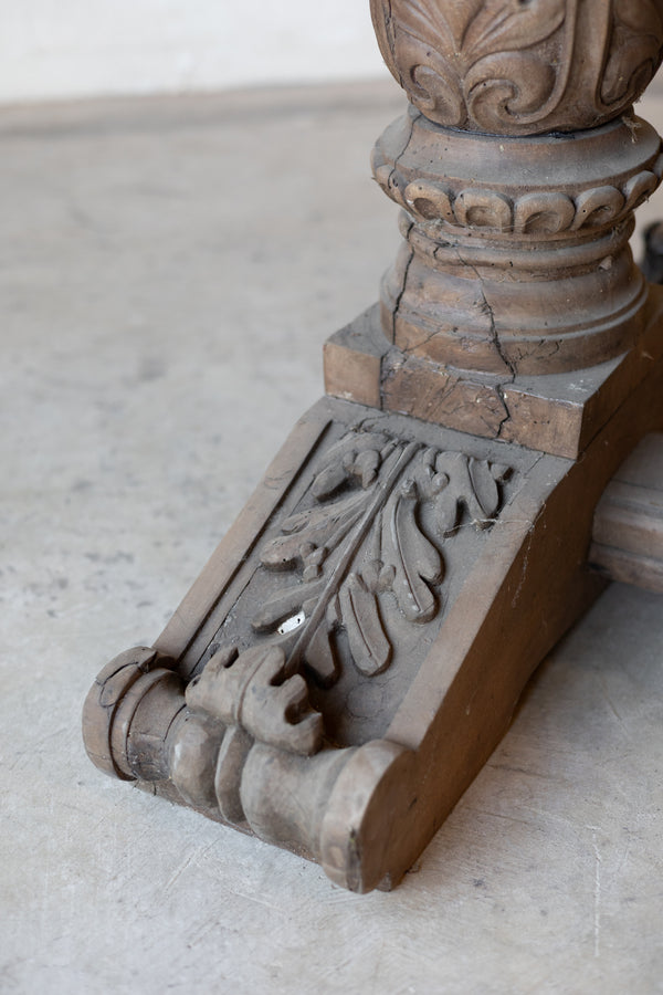 Early 19th-Century French Carved Dining Table