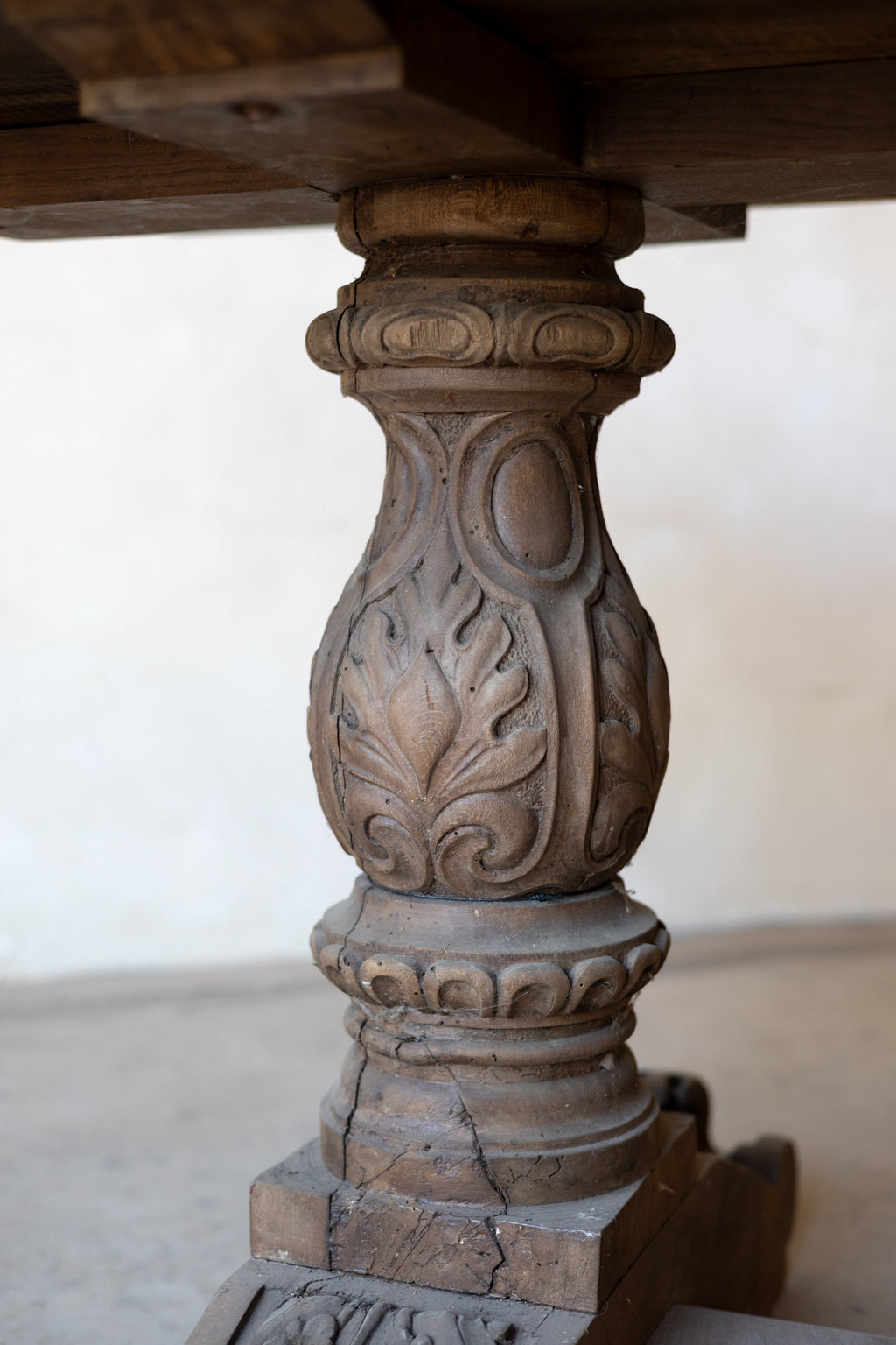 Early 19th-Century French Carved Dining Table