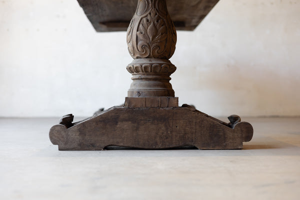 Early 19th-Century French Carved Dining Table