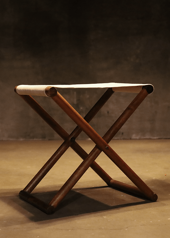 THE EXPEDITION CAMP STOOL (Canvas)